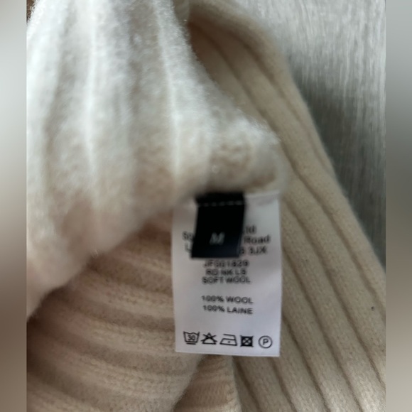 Joseph Ribbed Wool Button-Up Cardigan Sweater - Size M - Picture 7 of 8